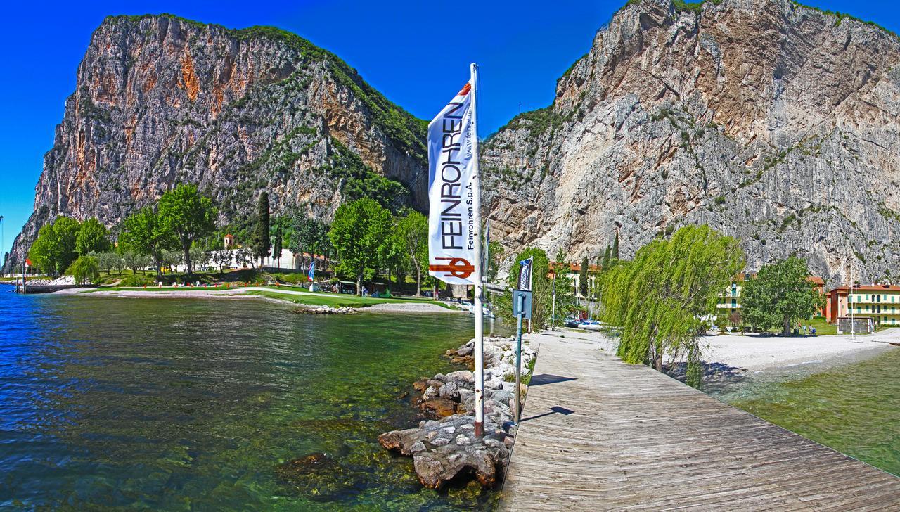 Campione Ora Apartments By Gardadomusmea Campione del Garda Exterior photo